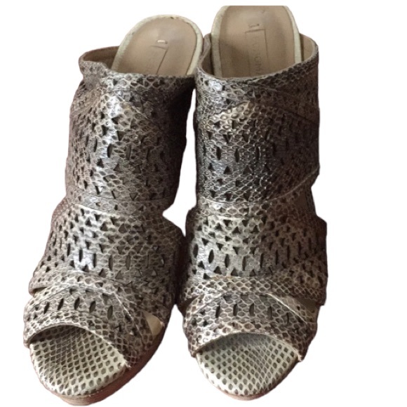 BCBG size 10 platform open toe slides tan,cream & brown versatile - Picture 1 of 7